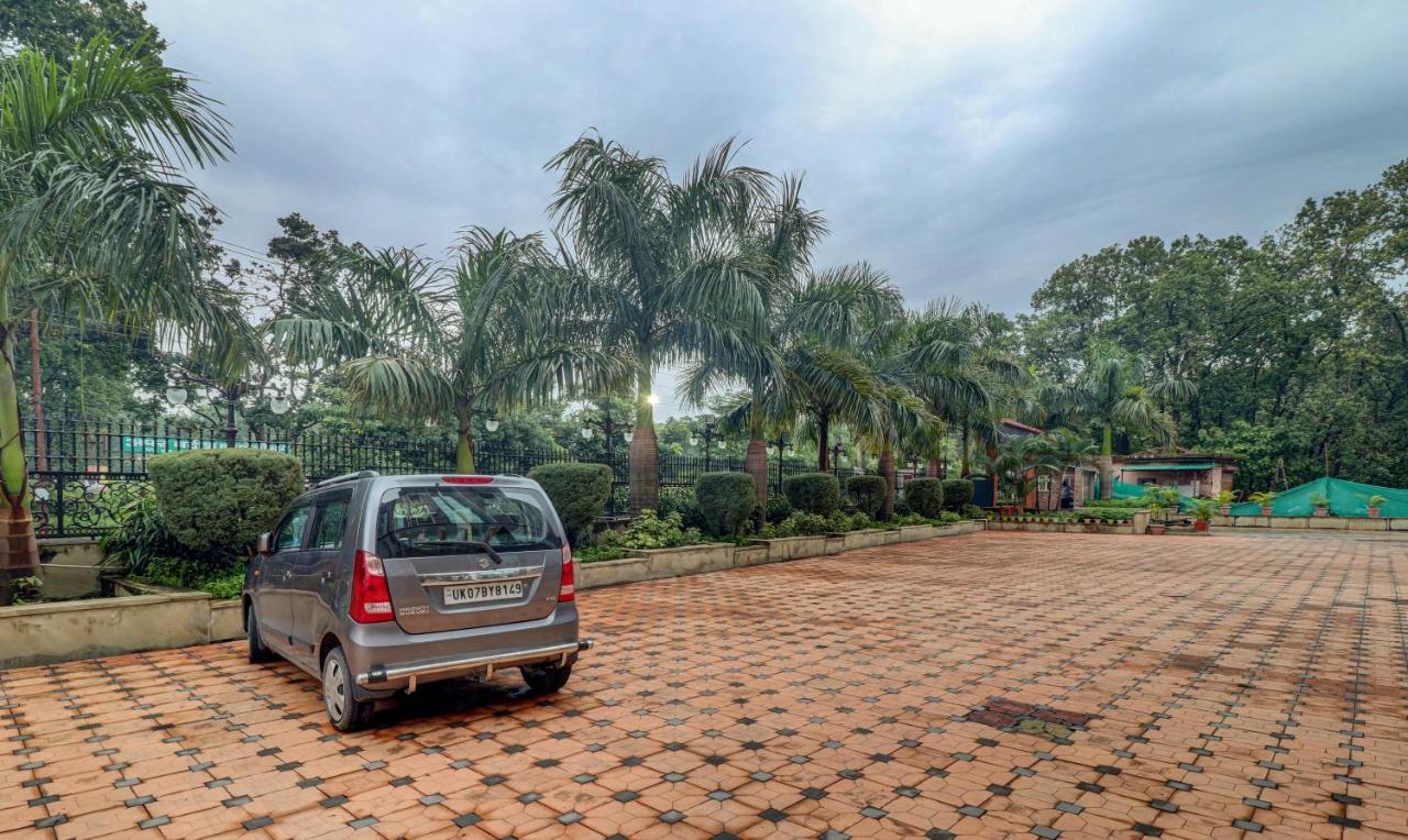Treebo Premium Pearl Avenue, Ring Road Hotel Dehradun Exterior foto